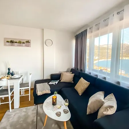 Four Views Apartamento *